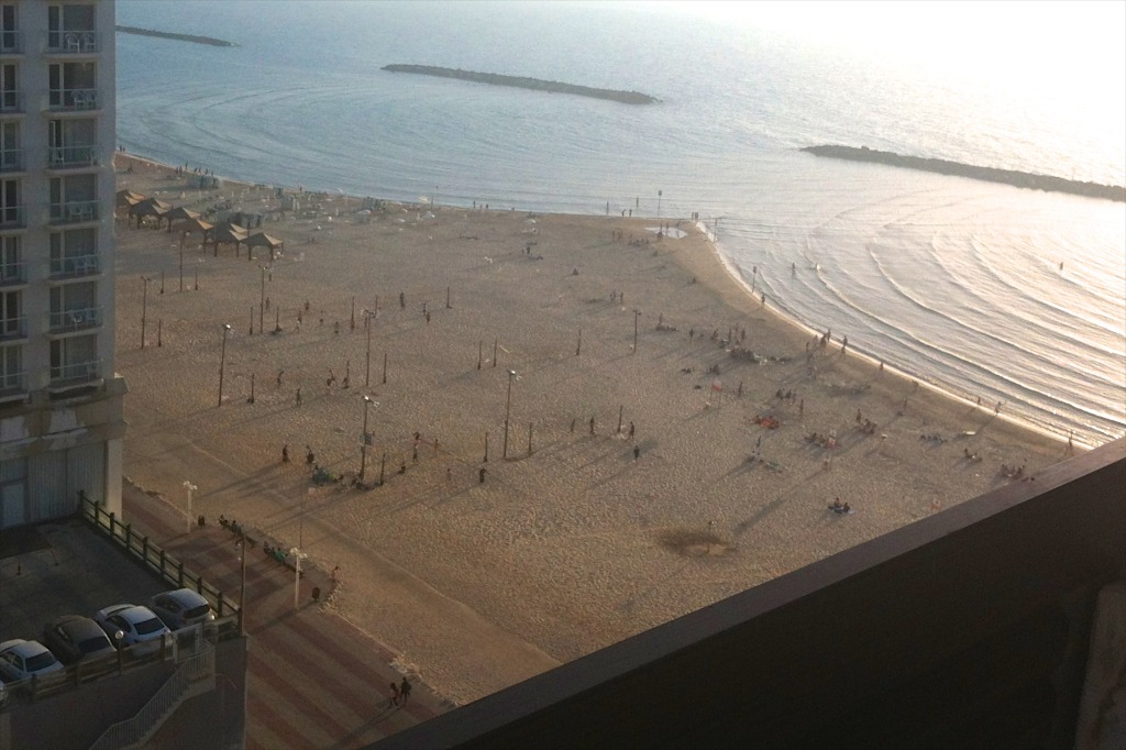 2014-04-06 Tel Aviv Herod Hotel 3 Mediterranean Sea.jpg
